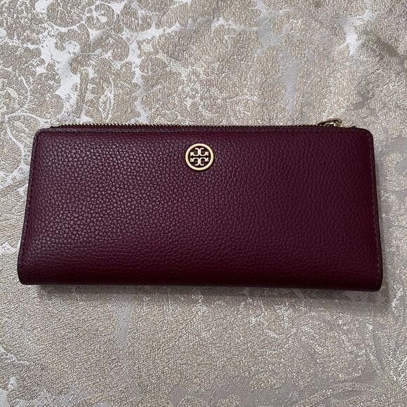 $198 NWOT Tory Burch Robinson Pebbled Zip Slim Wallet Burgundy Leather